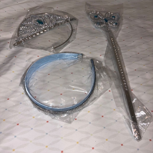 NWOT Girls Princess Cinderella Halloween Costume Dress Up Size 150 (7-8) Years - Picture 11 of 15